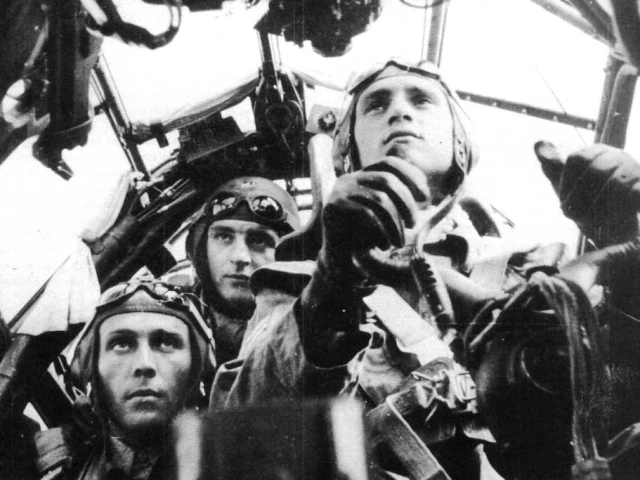 Ju88-pilot bomb-aimer and engineer